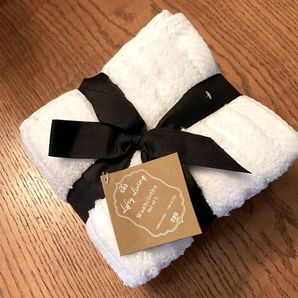 NWOT 100% Cotton Wash Cloth Set